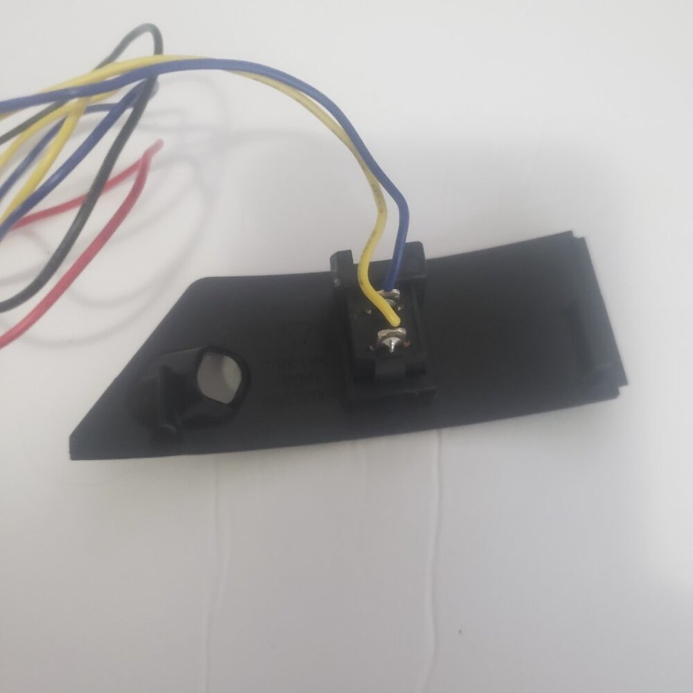 Shark RV750 RV700 RV720 RV755 Power Toggle Switch With Mount Plate - Picture 5 of 7